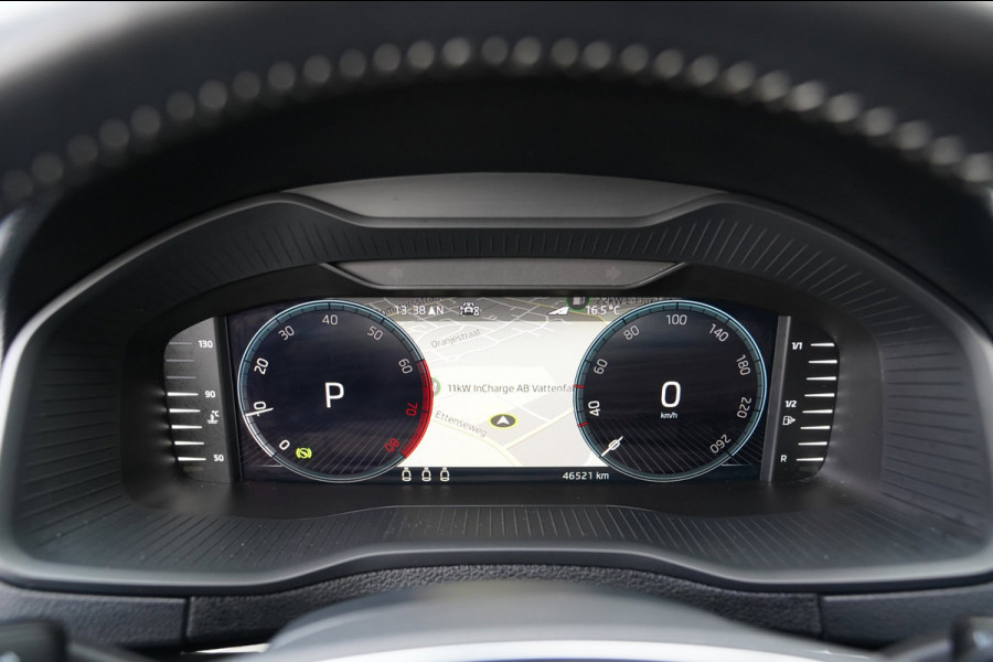 Škoda Karoq 1.5 TSI ACT Sportline Business|Prijs rijklaar incl.12 mnd garantie| Navi Keyless Stoel/Stuur+achterbank verw. Carplay