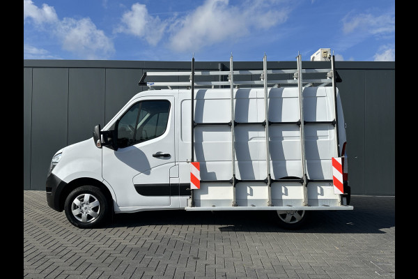 Nissan NV400 2.3 dCi 136 PK / GLASRESTEEL / L1H1 / IMPERIAAL / TREKHAAK / CAMERA / NAVI / ECC / CRUISE