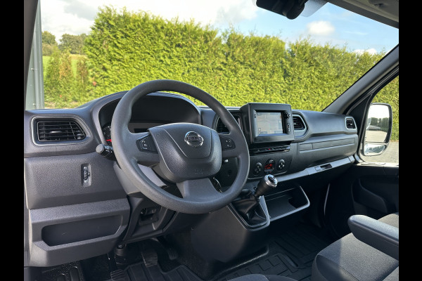 Nissan NV400 2.3 dCi 136 PK / GLASRESTEEL / L1H1 / IMPERIAAL / TREKHAAK / CAMERA / NAVI / ECC / CRUISE