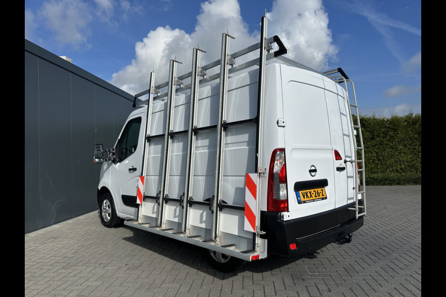 Nissan NV400 2.3 dCi 136 PK / GLASRESTEEL / L1H1 / IMPERIAAL / TREKHAAK / CAMERA / NAVI / ECC / CRUISE