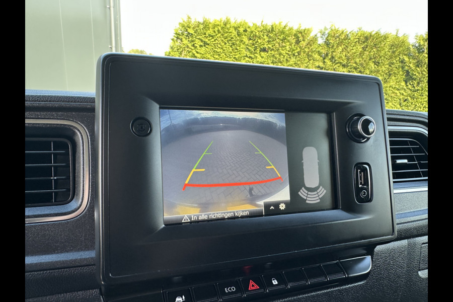 Nissan NV400 2.3 dCi 136 PK / GLASRESTEEL / L1H1 / IMPERIAAL / TREKHAAK / CAMERA / NAVI / ECC / CRUISE