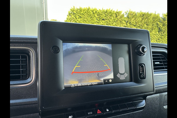 Nissan NV400 2.3 dCi 136 PK / GLASRESTEEL / L1H1 / IMPERIAAL / TREKHAAK / CAMERA / NAVI / ECC / CRUISE
