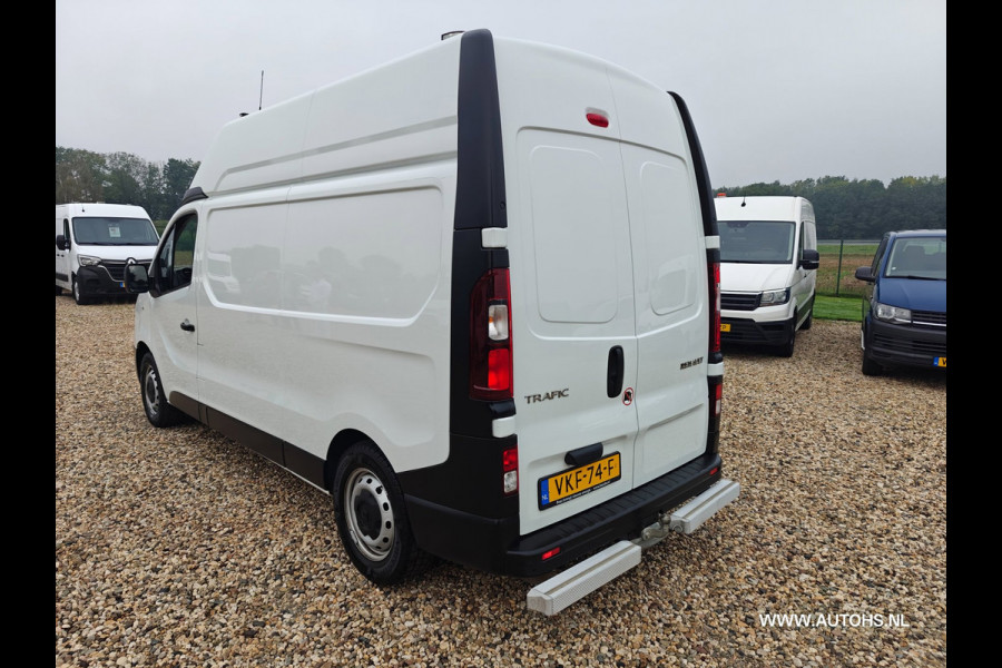 Renault Trafic 2.0 dCi 145 PK T L2H2 , 1e eig , euro 6 , Complete werkplaats inrichting met omvormer , trekhaak , airco cruise.