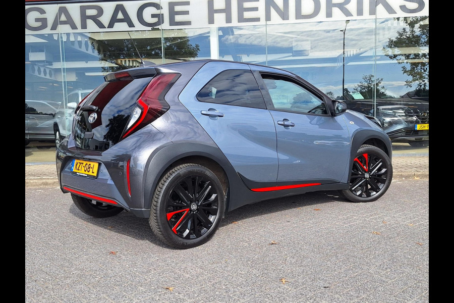 Toyota Aygo X 1.0 VVT-i MT Under Cover Automaat | Special Edition | Climate  | Navi | Camera | CC | 18"LM velgen |