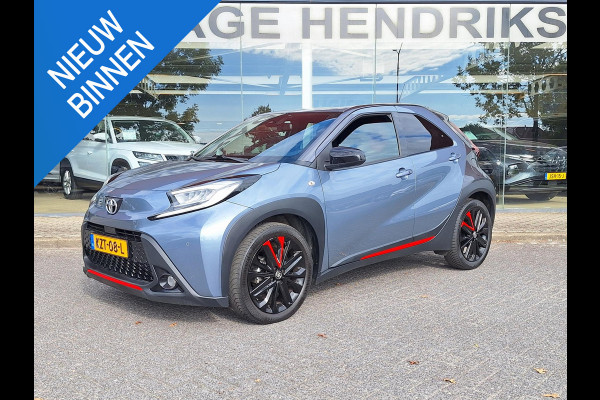 Toyota Aygo X 1.0 VVT-i MT Under Cover Automaat | Special Edition | Climate  | Navi | Camera | CC | 18"LM velgen |