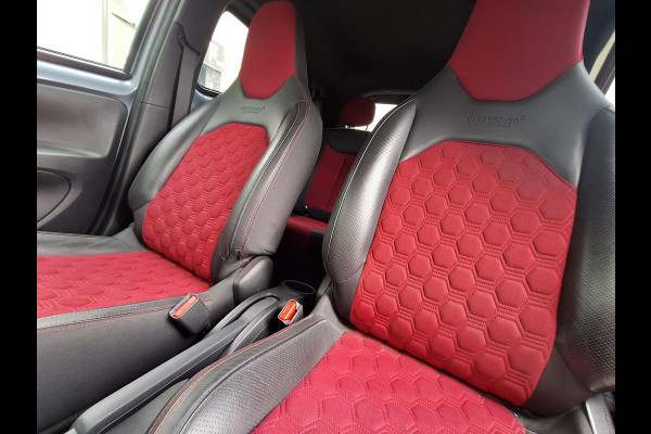 Toyota Aygo X 1.0 VVT-i MT Under Cover Automaat | Special Edition | Climate  | Navi | Camera | CC | 18"LM velgen |