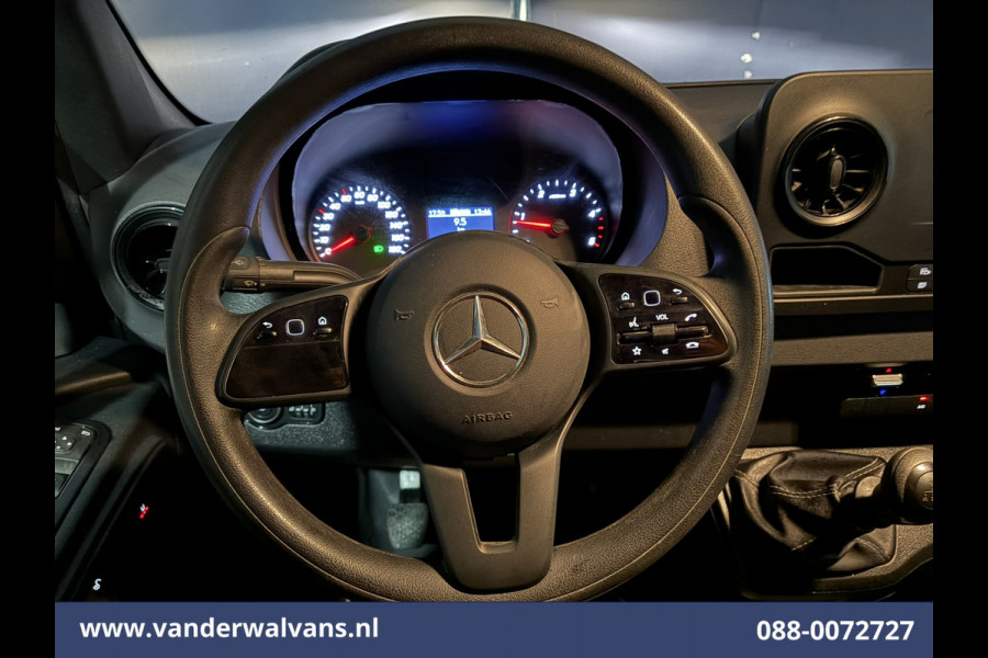 Mercedes-Benz Sprinter 317 CDI 170pk L2H1 Euro6 Airco | Camera | Navigatie | 2800kg Trekhaak | Apple Carplay Android Auto, Stoelverwarming, 270 Graden Achterdeuren, Parkeersensoren, Bijrijdersbank