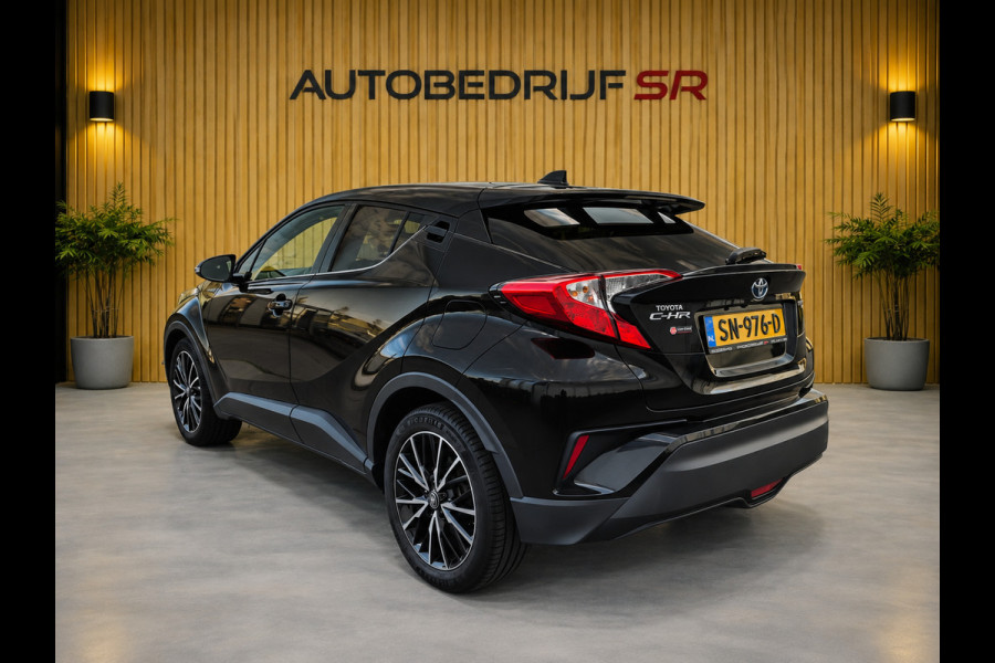 Toyota C-HR 1.8 Hybrid Dynamic Cruise! Line Assist! Acc! Camera! Stoelverwarming! Navi! Dab! Airco! Automaat! Mistlampen!