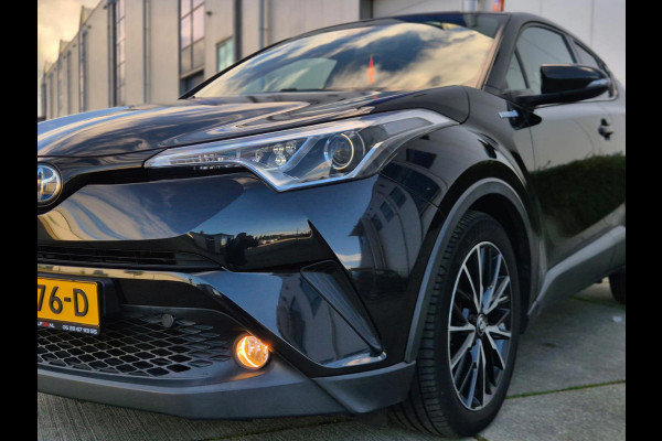Toyota C-HR 1.8 Hybrid Dynamic Cruise! Line Assist! Acc! Camera! Stoelverwarming! Navi! Dab! Airco! Automaat! Mistlampen!