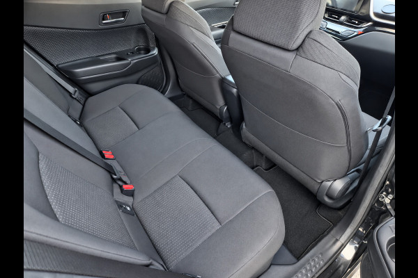 Toyota C-HR 1.8 Hybrid Dynamic Cruise! Line Assist! Acc! Camera! Stoelverwarming! Navi! Dab! Airco! Automaat! Mistlampen!