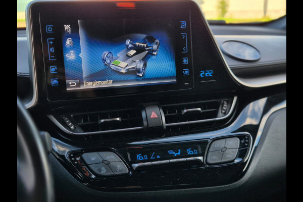 Toyota C-HR 1.8 Hybrid Dynamic Cruise! Line Assist! Acc! Camera! Stoelverwarming! Navi! Dab! Airco! Automaat! Mistlampen!