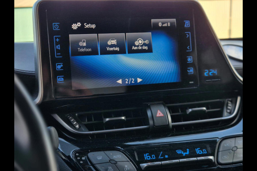 Toyota C-HR 1.8 Hybrid Dynamic Cruise! Line Assist! Acc! Camera! Stoelverwarming! Navi! Dab! Airco! Automaat! Mistlampen!