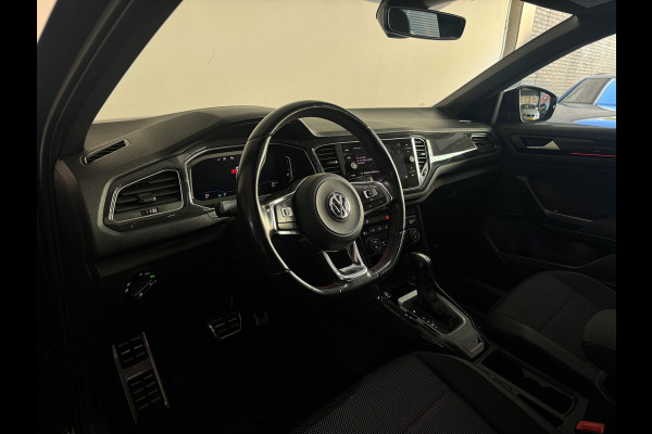 Volkswagen T-Roc 1.5 TSI Sport Pano|Keyless|Camera|Sfeer|ACC