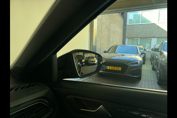 Volkswagen T-Roc 1.5 TSI Sport Pano|Keyless|Camera|Sfeer|ACC