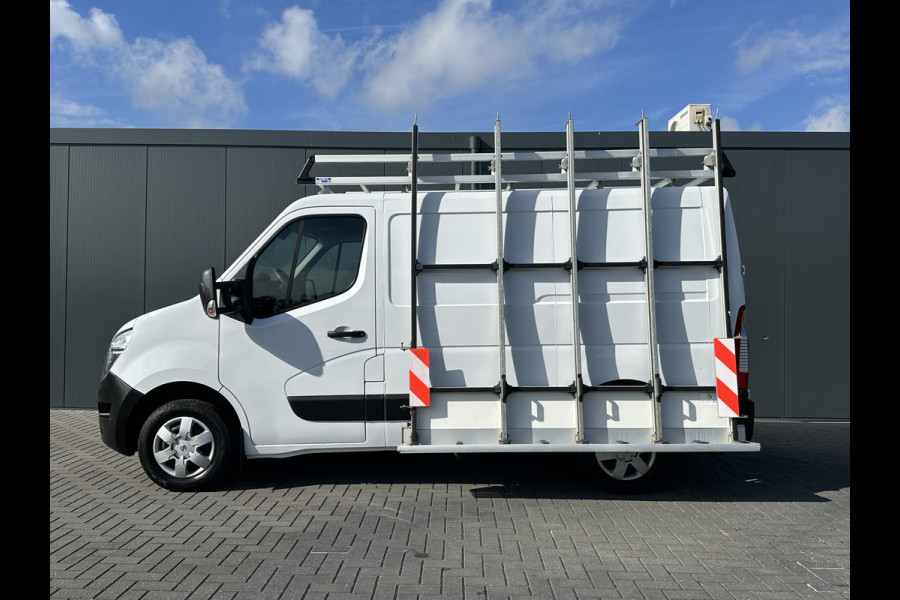 Nissan NV400 2.3 dCi 136 PK / GLASRESTEEL / L1H1 / IMPERIAAL / TREKHAAK / CAMERA / NAVI / ECC / CRUISE