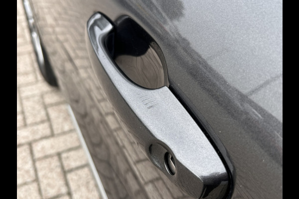 Ford Kuga 2.5 PHEV Vignale TREKHAAK!