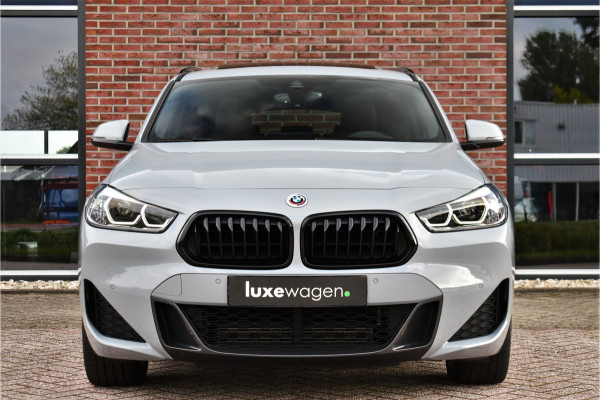 BMW X2 xDrive25e M-Sport Pano HUD ACC Camera 19inch Shadow-line