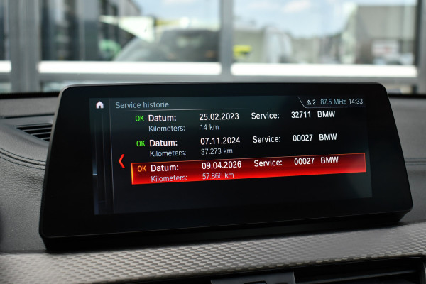 BMW X2 xDrive25e M-Sport Pano HUD ACC Camera 19inch Shadow-line