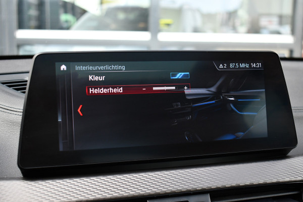 BMW X2 xDrive25e M-Sport Pano HUD ACC Camera 19inch Shadow-line