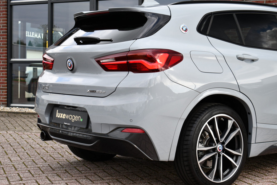 BMW X2 xDrive25e M-Sport Pano HUD ACC Camera 19inch Shadow-line