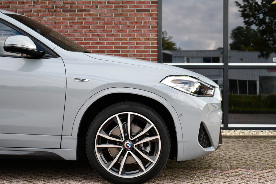 BMW X2 xDrive25e M-Sport Pano HUD ACC Camera 19inch Shadow-line