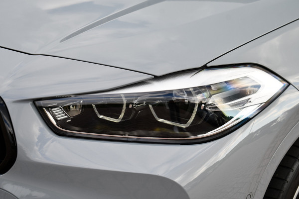 BMW X2 xDrive25e M-Sport Pano HUD ACC Camera 19inch Shadow-line