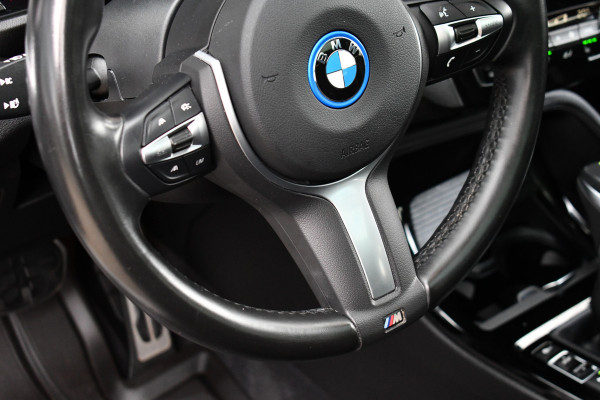 BMW X2 xDrive25e M-Sport Pano HUD ACC Camera 19inch Shadow-line