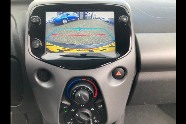Toyota Aygo 1.0 VVT-i X-Play | 2019 | 233.000 KM | Airco | Multimedia | APK 09-2027