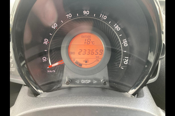 Toyota Aygo 1.0 VVT-i X-Play | 2019 | 233.000 KM | Airco | Multimedia | APK 09-2027