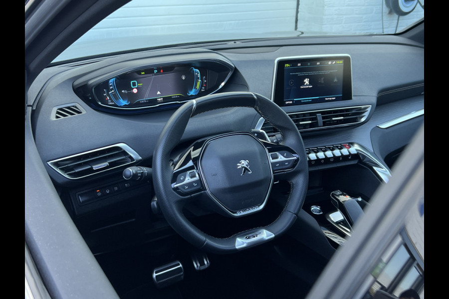 Peugeot 3008 1.6 HYbrid4 300 GT | Pano | Leder | Memory | Camera