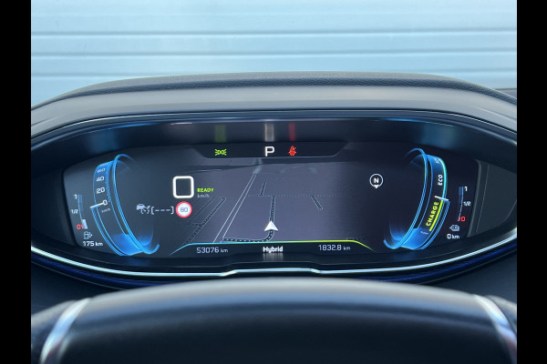 Peugeot 3008 1.6 HYbrid4 300 GT | Pano | Leder | Memory | Camera