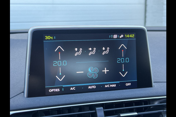 Peugeot 3008 1.6 HYbrid4 300 GT | Pano | Leder | Memory | Camera