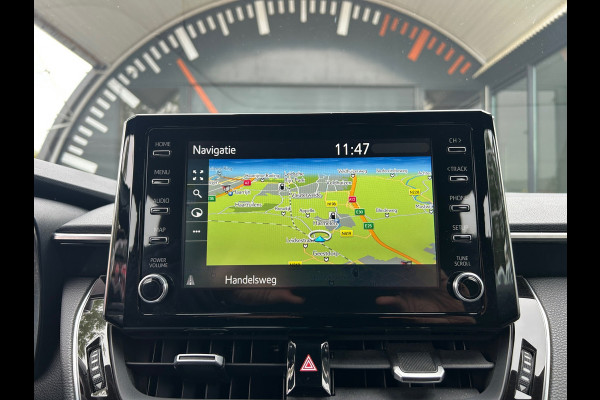 Toyota Corolla Touring Sports 2.0 Hybrid Style Trekhaak 100% Dealer Onderhouden NL-Auto