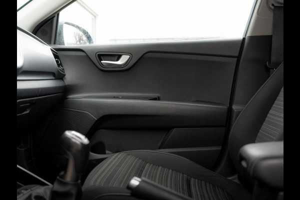 Kia Stonic 1.0 T-GDi DynamicLine | 120 PK| Climate control | Navigatie | PDC achter |