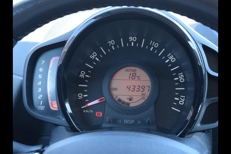Citroën C1 1.0 VTi Feel l Airco l Apple Carplay/Android Auto l Camera