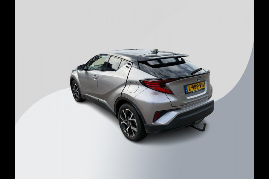 Toyota C-HR 1.8 Hybrid Bi-Tone | 120pk | Achteruitrijcamera | Trekhaak | Adaptieve Cruise | Lederen Bekleding | Stoelverwarming