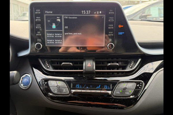 Toyota C-HR 1.8 Hybrid Bi-Tone | 120pk | Achteruitrijcamera | Trekhaak | Adaptieve Cruise | Lederen Bekleding | Stoelverwarming