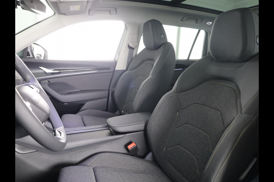 Škoda Kodiaq 1.5 TSI PHEV Edition 204 pk 6 versn. DSG | Sunset | Trekhaak | Panoramadak |  18" lichtmetalen velgen Soira aero, zilver