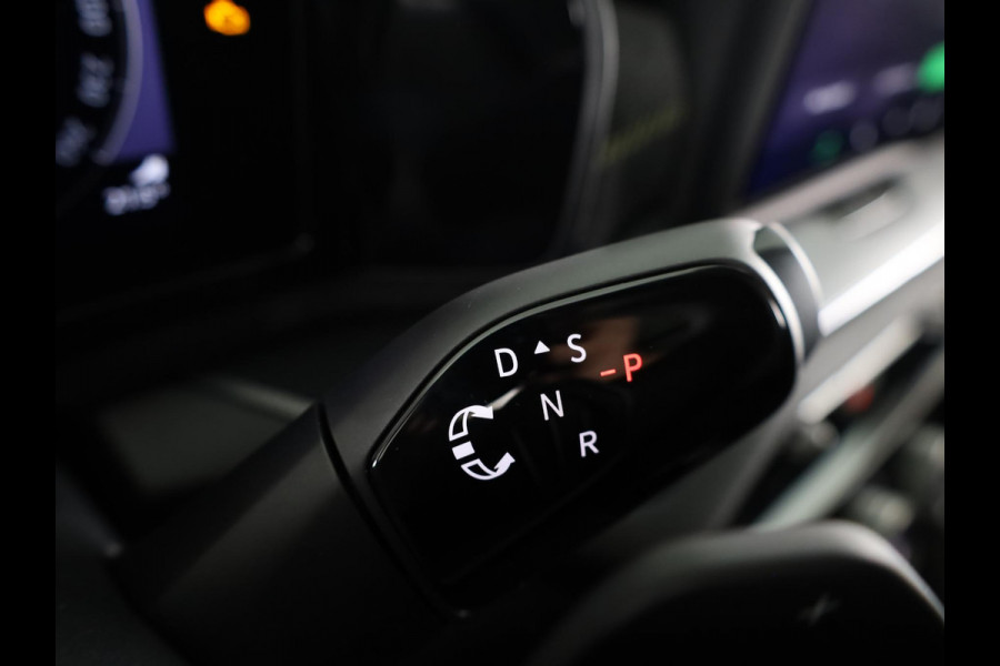 Škoda Kodiaq 1.5 TSI PHEV Edition 204 pk 6 versn. DSG | Sunset | Trekhaak | Panoramadak |  18" lichtmetalen velgen Soira aero, zilver