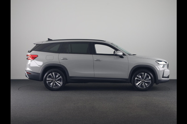 Škoda Kodiaq 1.5 TSI PHEV Edition 204 pk 6 versn. DSG | Sunset | Trekhaak | Panoramadak |  18" lichtmetalen velgen Soira aero, zilver