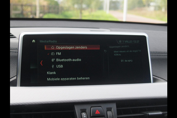 BMW X2 sDrive18i High Executive | M-pakket | Camera | Head-Up Display | Navi | Afneembare Trekhaak | NL-Auto |