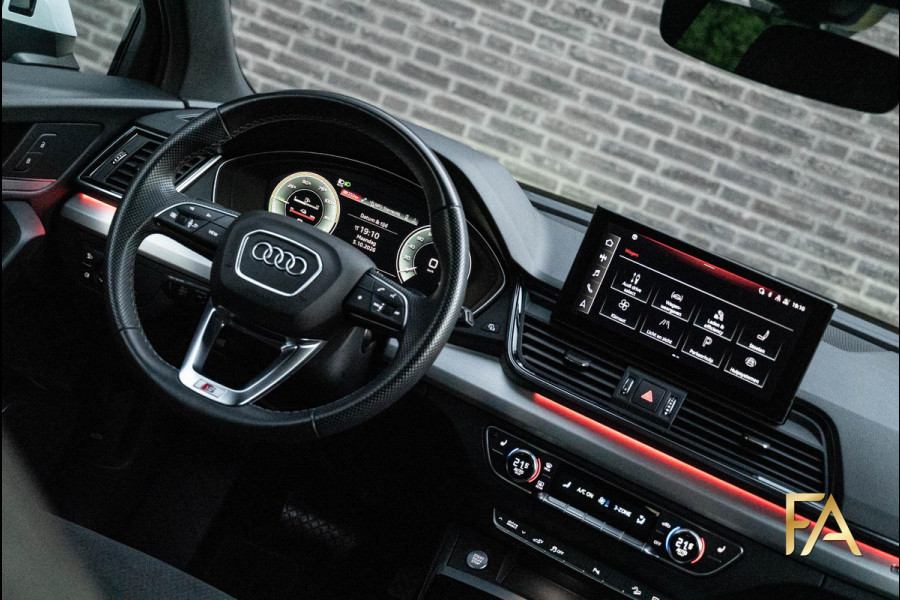 Audi Q5 Sportback 55 TFSI e S edition Luchtvering|21Inch|Sline|Sfeerverlichting