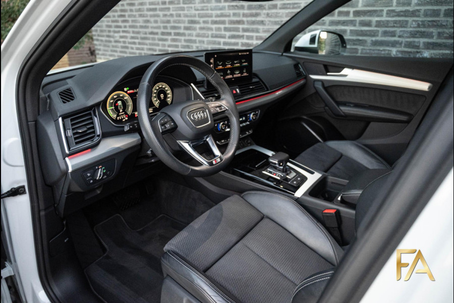 Audi Q5 Sportback 55 TFSI e S edition Luchtvering|21Inch|Sline|Sfeerverlichting