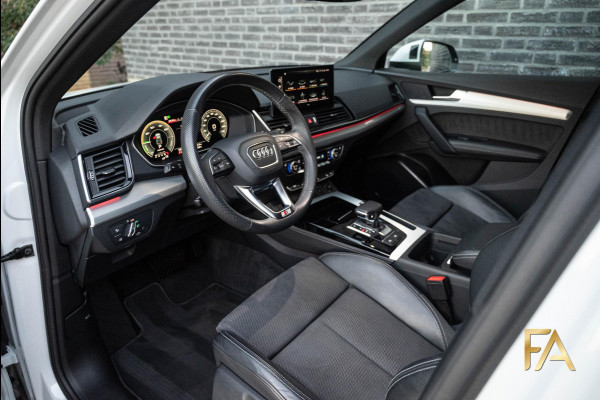 Audi Q5 Sportback 55 TFSI e S edition Luchtvering|21Inch|Sline|Sfeerverlichting