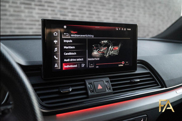 Audi Q5 Sportback 55 TFSI e S edition Luchtvering|21Inch|Sline|Sfeerverlichting