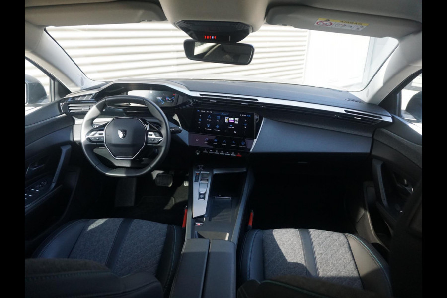 Peugeot 408 1.2 Turbo Allure 130 EAT8 CarPlay | Climate control