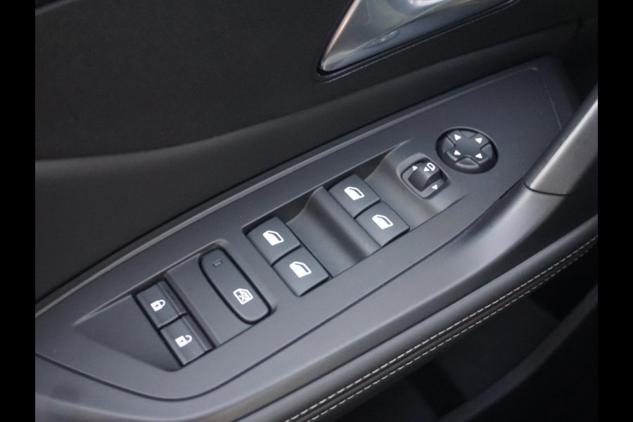 Peugeot 408 1.2 Turbo Allure 130 EAT8 CarPlay | Climate control