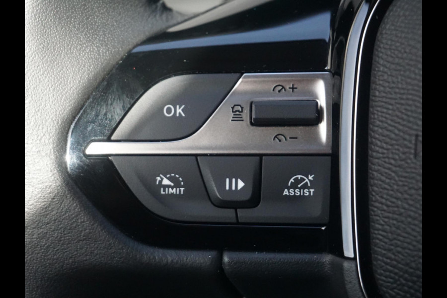 Peugeot 408 1.2 Turbo Allure 130 EAT8 CarPlay | Climate control