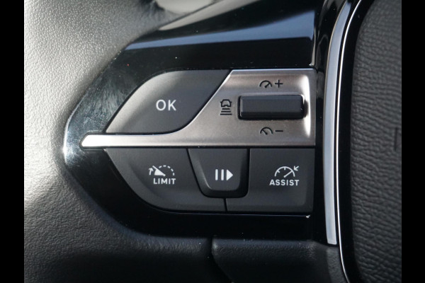 Peugeot 408 1.2 Turbo Allure 130 EAT8 CarPlay | Climate control