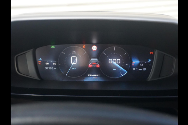 Peugeot 408 1.2 Turbo Allure 130 EAT8 CarPlay | Climate control